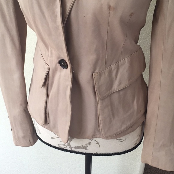 Leather jacket - Picture 2 of 5